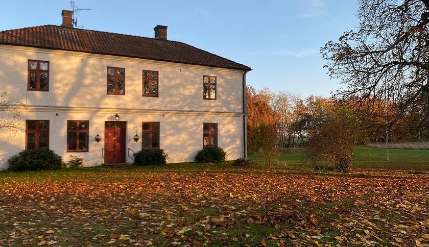 Tullesbo Slott, Sweden